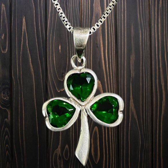 Sterling Silver Celtic Green CZ Shamrock Pendant Necklace 16" Box Chain Ireland - Picture 9 of 11